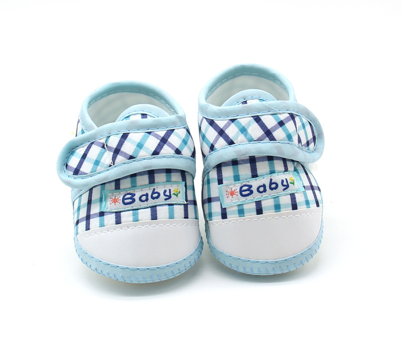 BABY SHOES  P09